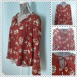 FOREVER 21 Long Sleeve Blouse